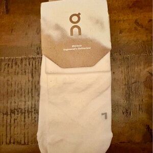 On Running White Mid-Crew Athletic Socks